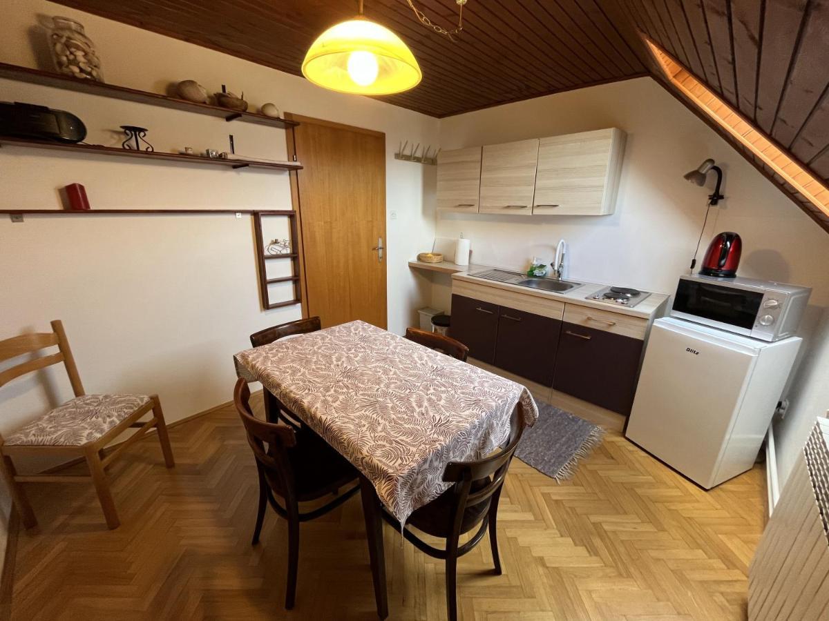 Cozzy Apartment In Nature 자그레브 외부 사진